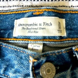 Abercrombie the boyfriend shorts